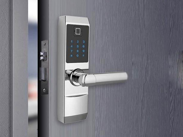 察雅24小时上门开锁公司