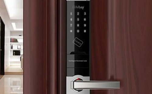 察雅24小时上门开锁公司