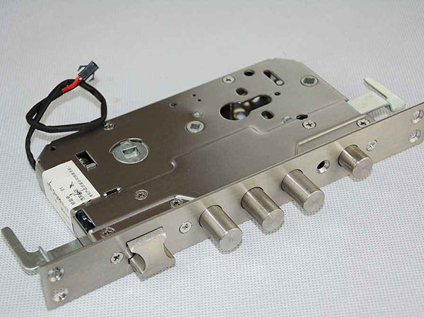 察雅24小时上门开锁公司