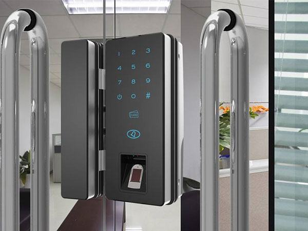 察雅24小时上门开锁公司