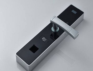 察雅24小时上门开锁公司